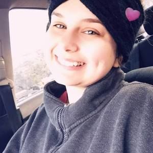 Meet your Posher, Monica